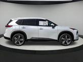 Thumbnail of 2025 Everest White Pearl Nissan Rogue