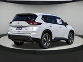 Thumbnail of 2025 Everest White Pearl Nissan Rogue