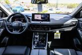 Thumbnail of 2025 Everest White Pearl Nissan Rogue