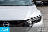 Thumbnail of 2025 Aspen White Tricoat/Super Black Nissan Sentra