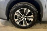 Thumbnail of 2021 Moon Dust Toyota Highlander