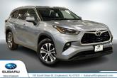Photo of 2021 Moon Dust Toyota Highlander