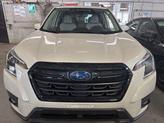 Thumbnail of 2022 Crystal White Pearl Subaru Forester
