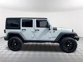 Thumbnail of 2014 Bright White Clearcoat Jeep Wrangler Unlimited