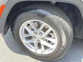 Thumbnail of 2023 Gray (Baltic Gray Metallic Clearcoat) Jeep Grand Cherokee L