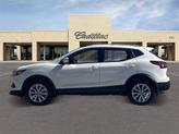 Thumbnail of 2020 Pearl White Tricoat Nissan Rogue Sport