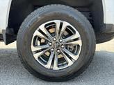 Thumbnail of 2022 Summit White Chevrolet Colorado