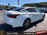 Thumbnail of 2022 Pearl White Tricoat Nissan Altima
