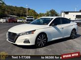 Thumbnail of 2022 Pearl White Tricoat Nissan Altima