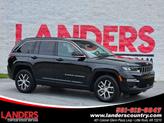 Photo of 2024 Diamond Black Crystal Pearlcoat Jeep Grand Cherokee