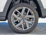 Thumbnail of 2026 Silver Zynith Metallic Clearcoat Jeep Compass