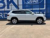 Thumbnail of 2021 Pure White Volkswagen Atlas