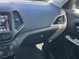 Thumbnail of 2021 Olive Green Pearlcoat Jeep Cherokee