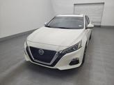 Thumbnail of 2019 Pearl White Tricoat Nissan Altima