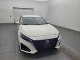 Thumbnail of 2023 Pearl White Tricoat Nissan Altima