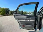 Thumbnail of 2006 Light Tundra Clearcoat Metallic Ford Taurus