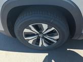 Thumbnail of 2026 Silver Mist Metallic Volkswagen Atlas