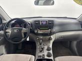 Thumbnail of 2009 Green Toyota Highlander