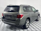 Thumbnail of 2009 Green Toyota Highlander