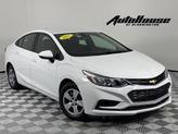 Photo of 2017 White Chevrolet Cruze