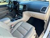 Thumbnail of 2021 Bright White Clearcoat Jeep Grand Cherokee