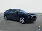 Thumbnail of 2024 Mosaic Black Metallic Chevrolet Trax