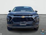 Thumbnail of 2024 Mosaic Black Metallic Chevrolet Trax