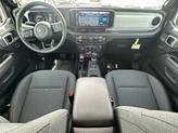 Thumbnail of 2025 Granite Crystal Metallic Clearcoat Jeep Wrangler