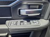 Thumbnail of 2025 Diamond Black Crystal Pearlcoat RAM 2500