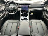 Thumbnail of 2025 Baltic Gray Metallic Clearcoat Jeep Grand Cherokee