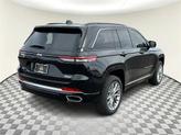Thumbnail of 2025 Diamond Black Crystal Pearlcoat Jeep Grand Cherokee