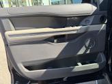 Thumbnail of 2020 Agate Black Ford Expedition