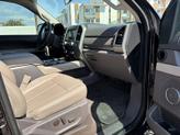 Thumbnail of 2020 Agate Black Ford Expedition