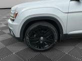 Thumbnail of 2019 Reflex Silver Metallic Volkswagen Atlas