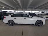 Thumbnail of 2025 Alpine White BMW i7