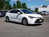 Photo of 2021 Super White Toyota Corolla