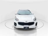 Thumbnail of 2018 Clear White Kia Sportage