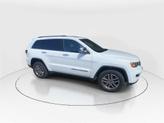 Thumbnail of 2020 Bright White Clearcoat Jeep Grand Cherokee