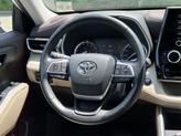 Thumbnail of 2022 Wind Chill Pearl Toyota Highlander