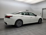 Thumbnail of 2024 Pearl White Tricoat Nissan Altima