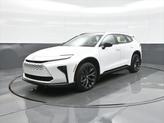 Thumbnail of 2025 Oxygen White Toyota Crown Signia
