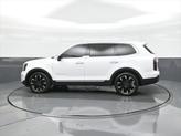 Thumbnail of 2023 Glacial White Pearl Kia Telluride