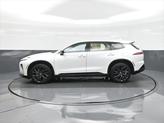 Thumbnail of 2025 Oxygen White Toyota Crown Signia