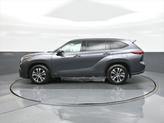 Thumbnail of 2020 Magnetic Gray Metallic Toyota Highlander Hybrid