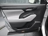Thumbnail of 2021 Celestial Silver Metallic Toyota Highlander
