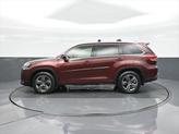 Thumbnail of 2018 Ooh La La Rouge Mica Toyota Highlander