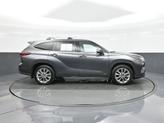 Thumbnail of 2022 Magnetic Gray Metallic Toyota Highlander Hybrid