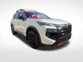 Thumbnail of 2025 Everest White P Nissan Rogue