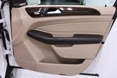 Thumbnail of 2018 Polar White Mercedes-Benz GLE 350