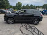 Thumbnail of 2017 Diamond Black Crystal Pearlcoat Jeep New Compass